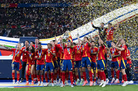 爱好者组成, 极体育中心, 分为少儿组