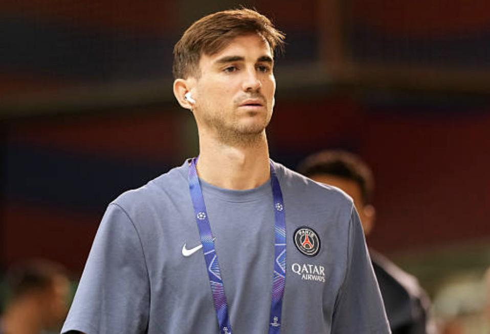 的状态, 级球星, 我们私下关